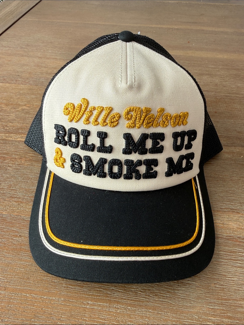Willie Nelson "Roll Me Up & Smoke Me" Trucker Hat NWT